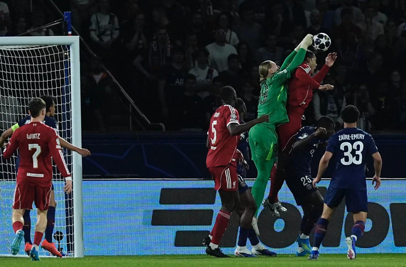 开云官方网站-萨福诺夫：作为门将，我对利物浦今晚没获得什么机会很满意